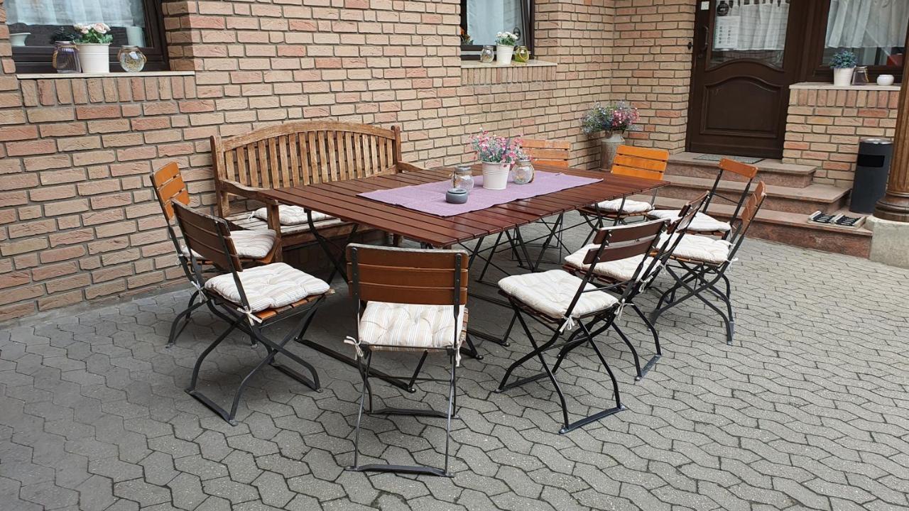 Friendly Home - Klinkerhof Bornheim  Luaran gambar
